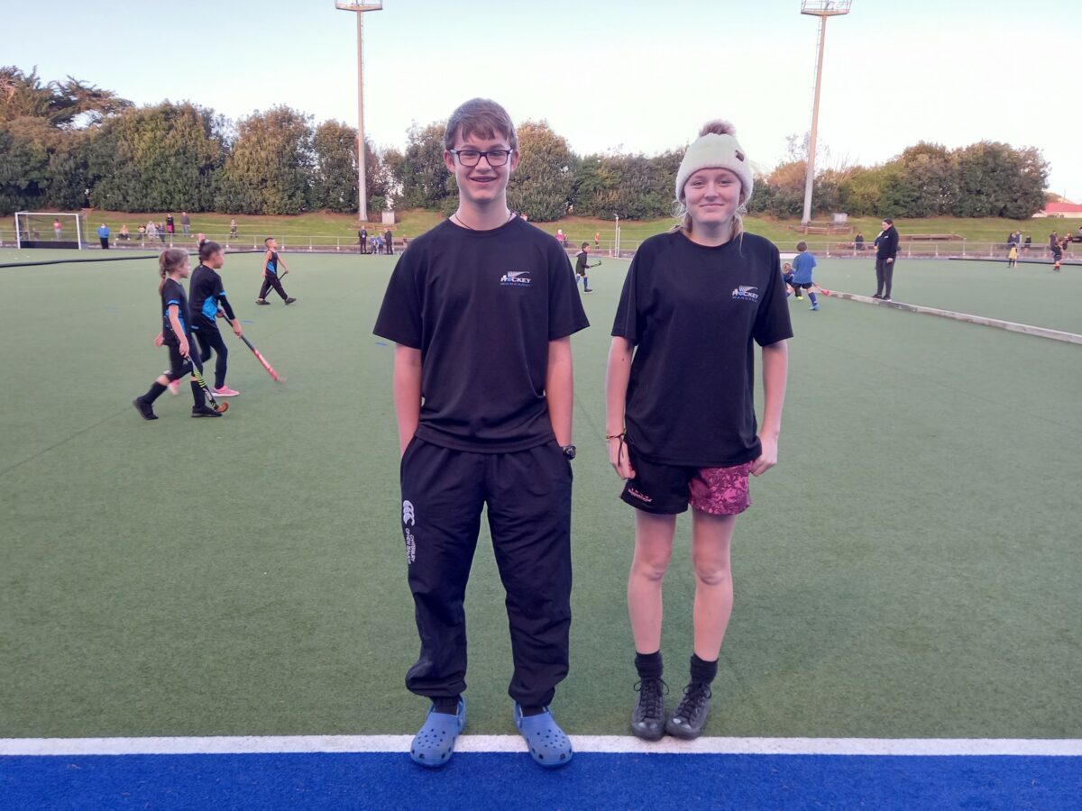 Hockey Wanganui junior umpires Thomas and Amy